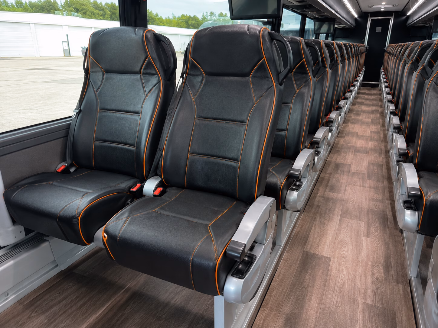 charter buses for large prom groups heading to hutchinson island venues