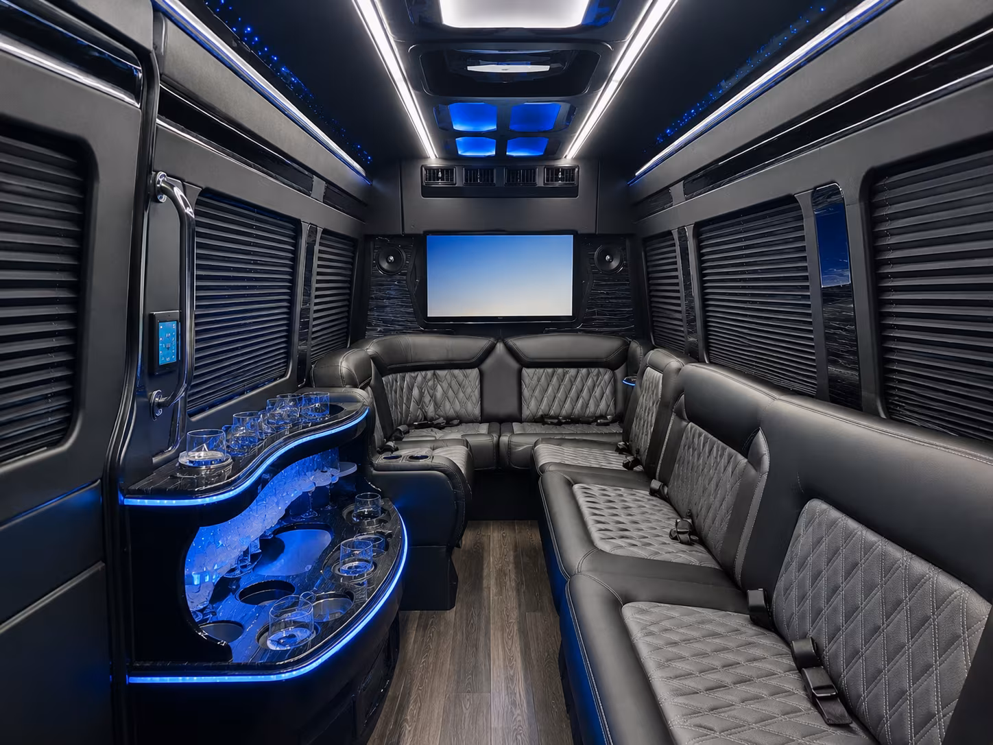 concert buses for savannah stopover and multi day music events