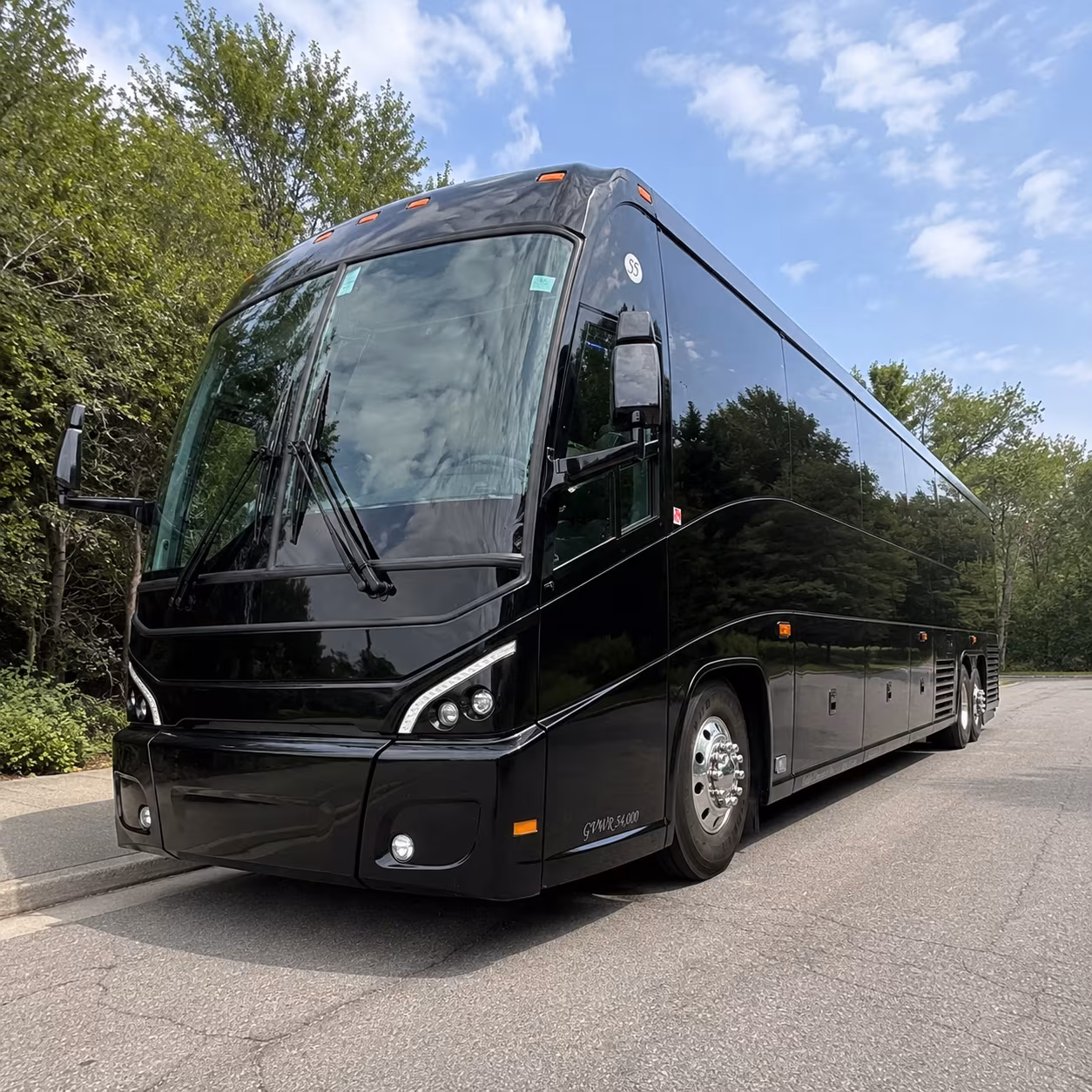 federal agency and government shuttle buses across downtown savannah