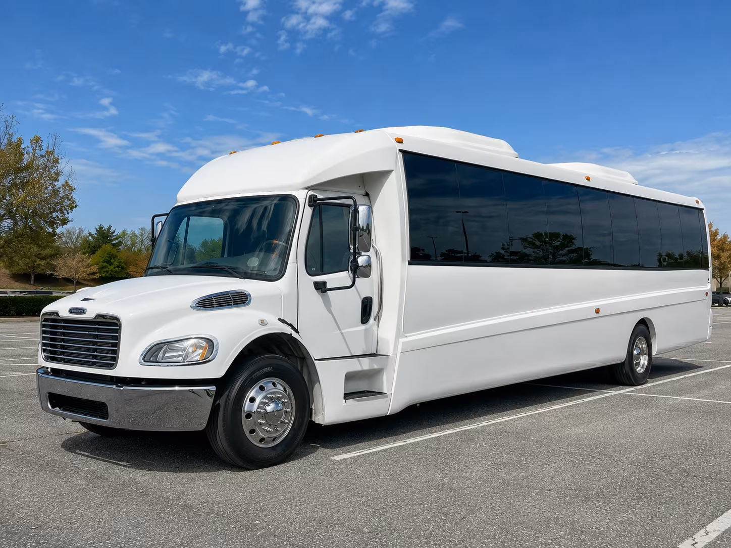 savannah 30 passenger party bus