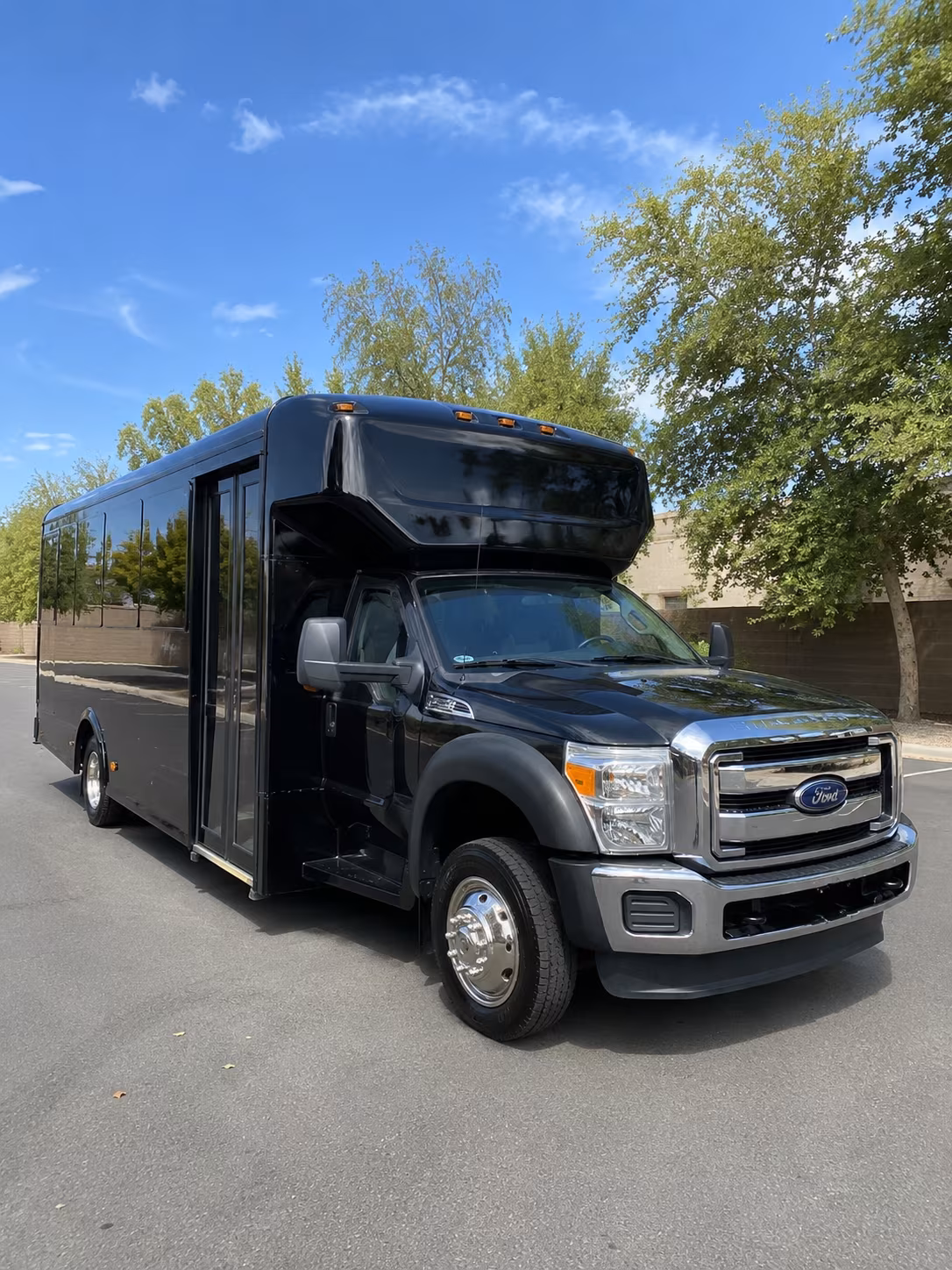 savannah distillery craft brewery party bus rental
