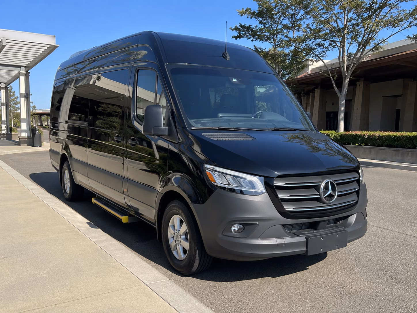 savannah employee transportation onboard seating