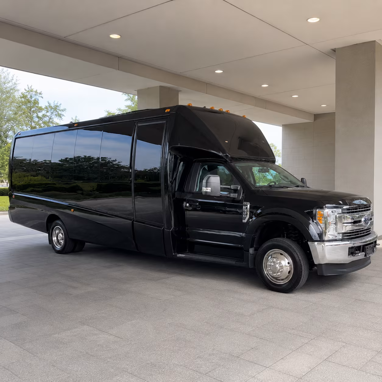 savannah new years eve party bus rental