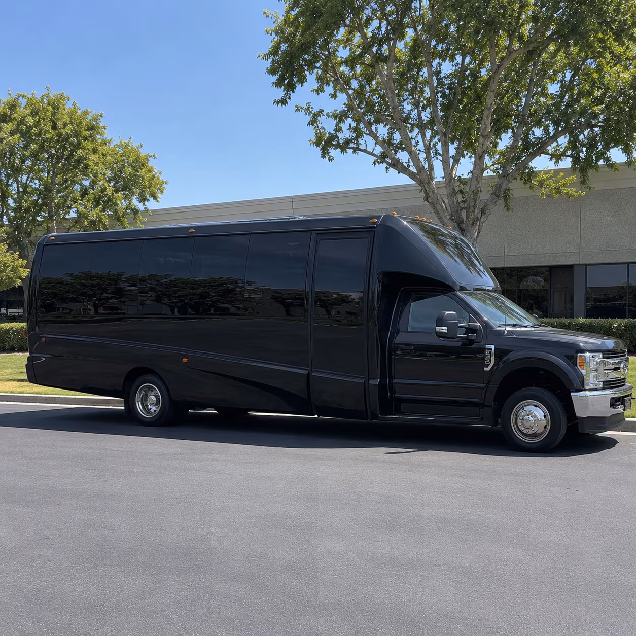 savannah party bus rental 2