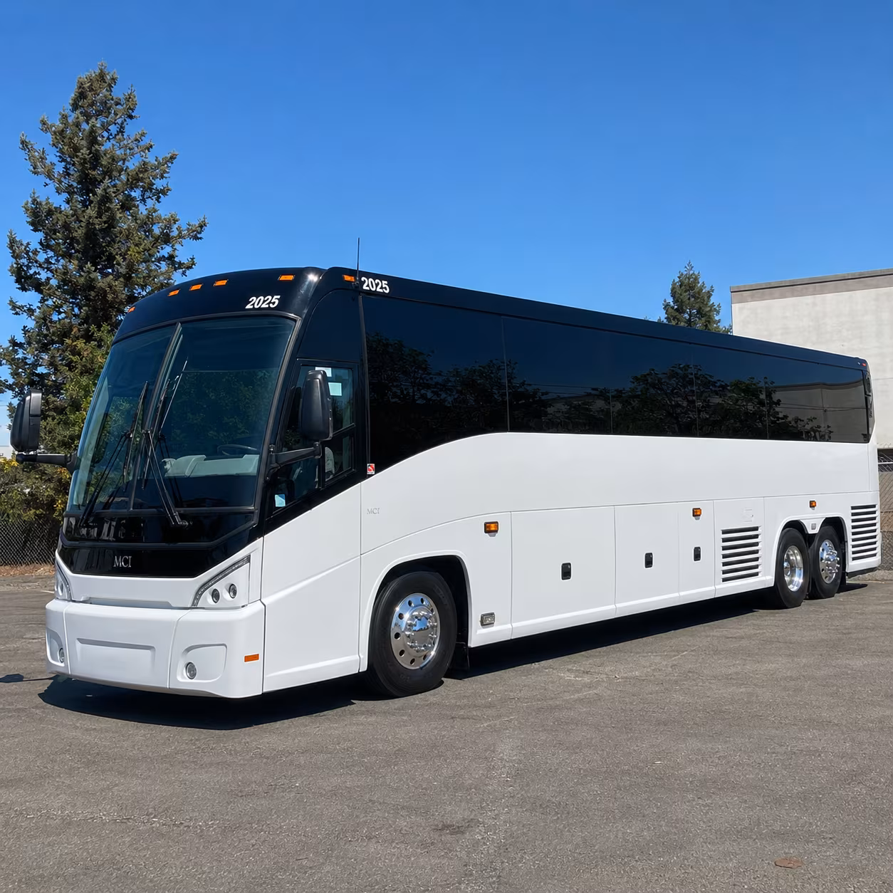 weekly worship shuttle buses for savannah congregations